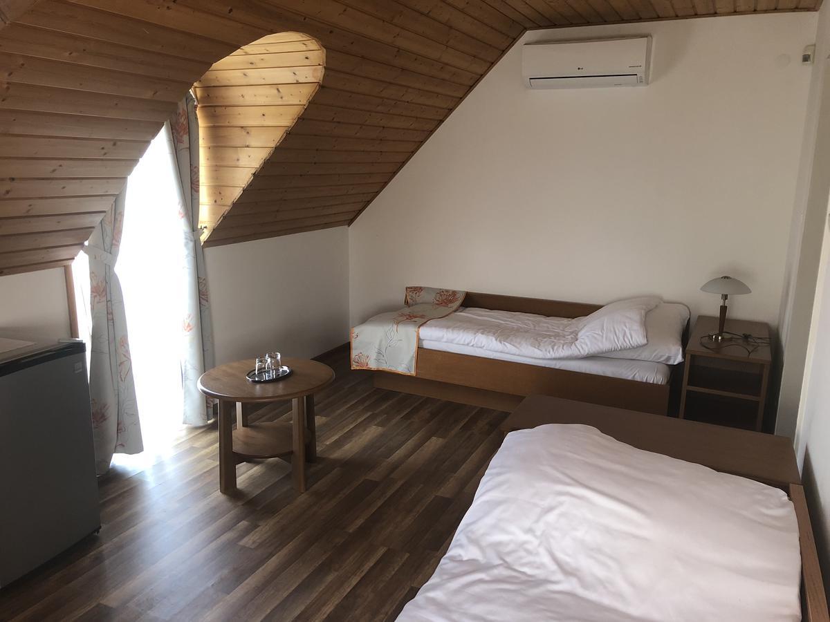 Zoeldteto Panzio Bed and Breakfast Balatonfüred Εξωτερικό φωτογραφία