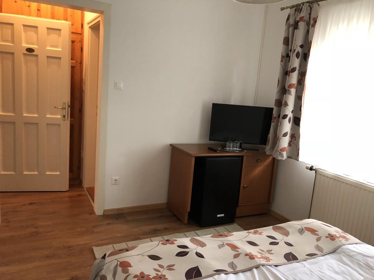 Zoeldteto Panzio Bed and Breakfast Balatonfüred Εξωτερικό φωτογραφία