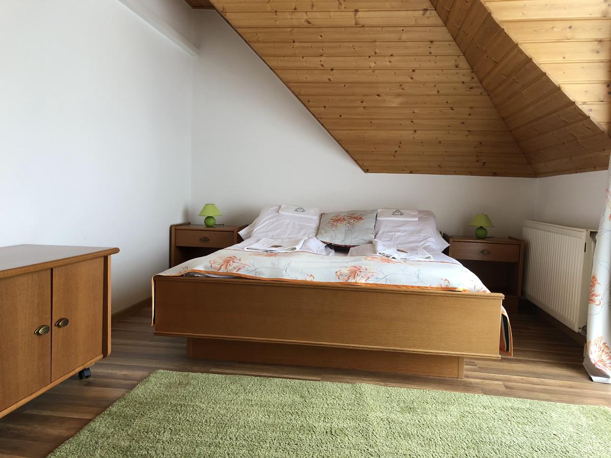 Zoeldteto Panzio Bed and Breakfast Balatonfüred Εξωτερικό φωτογραφία