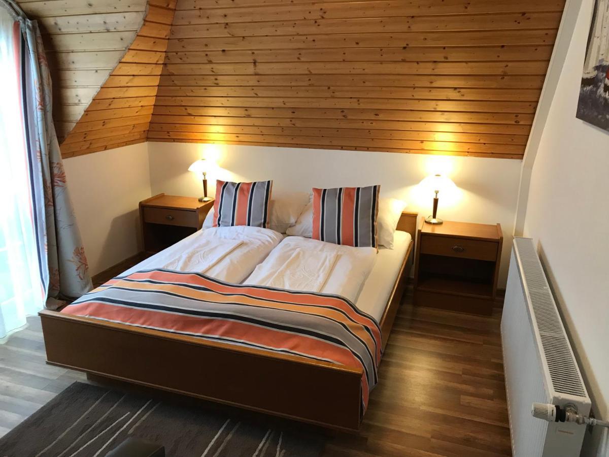 Zoeldteto Panzio Bed and Breakfast Balatonfüred Εξωτερικό φωτογραφία